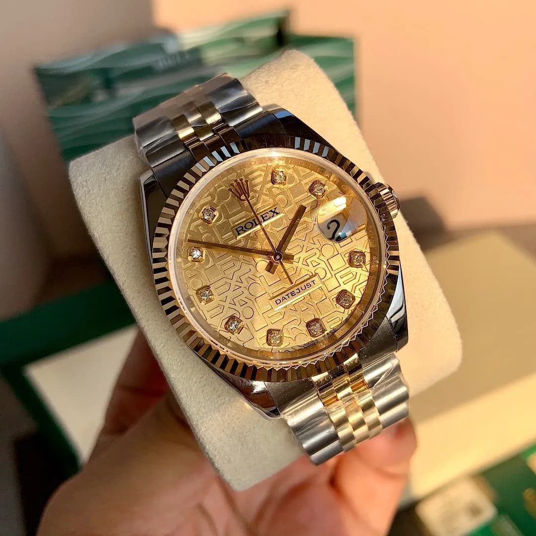 Rolex Datejust 36 Two-Tone 18K Gold (10 Diamond Dial) - View 3