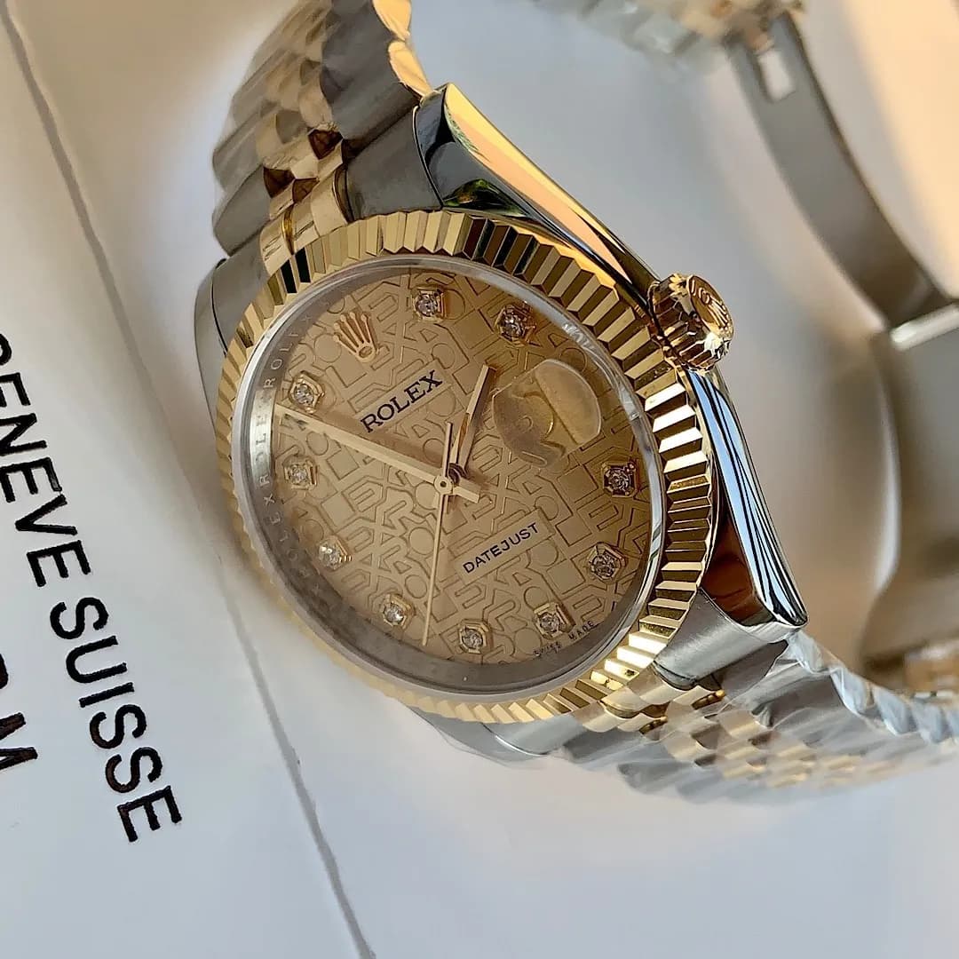 Rolex Datejust 36 Two-Tone 18K Gold (10 Diamond Dial) - View 4