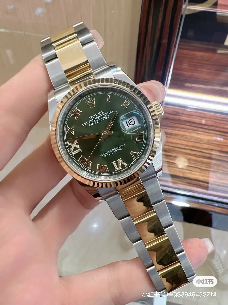 Rolex Datejust 36 904L Steel (Olive Green Dial - Oyster) - View 2
