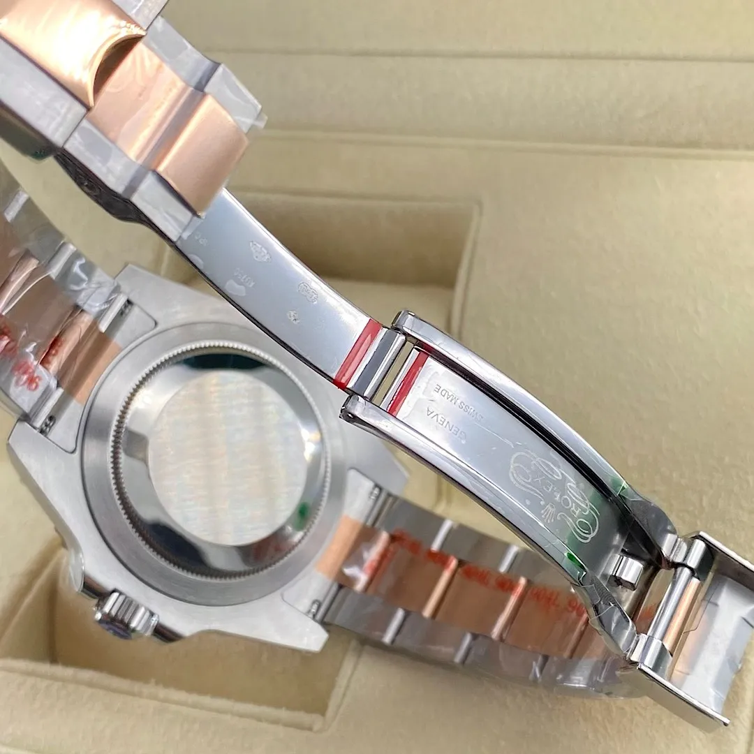 Rolex Yacht-Master 40 Two-Tone Rose Gold (Chocolate Dial) - View 3