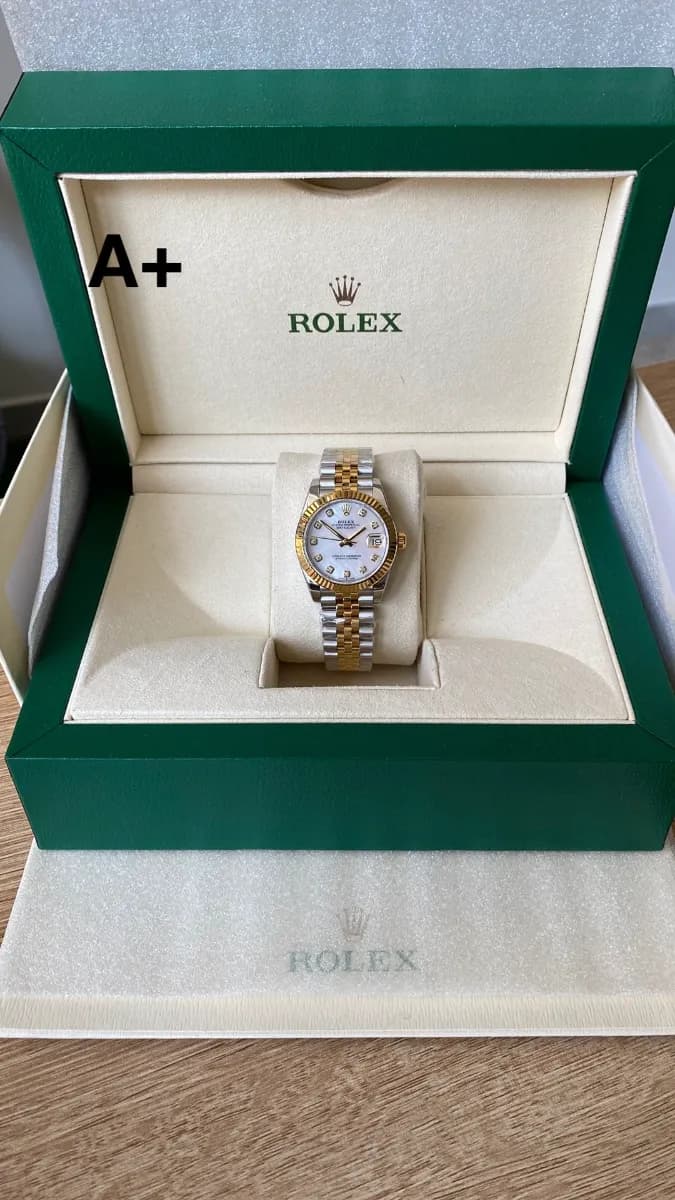 Rolex Datejust 31 Full Rose Gold (Swarovski Bezel - President) - View 7