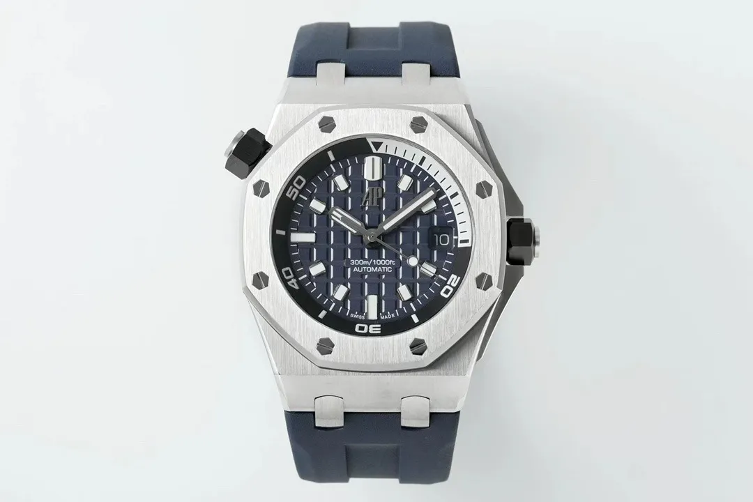 AP Royal Oak Offshore Diver 15720 IP Factory 42mm (Black Dial) - View 1