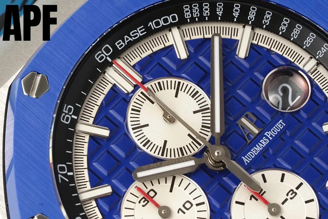 AP Royal Oak Offshore Chronograph 26470 APF 42mm (Black Ceramic) - View 2