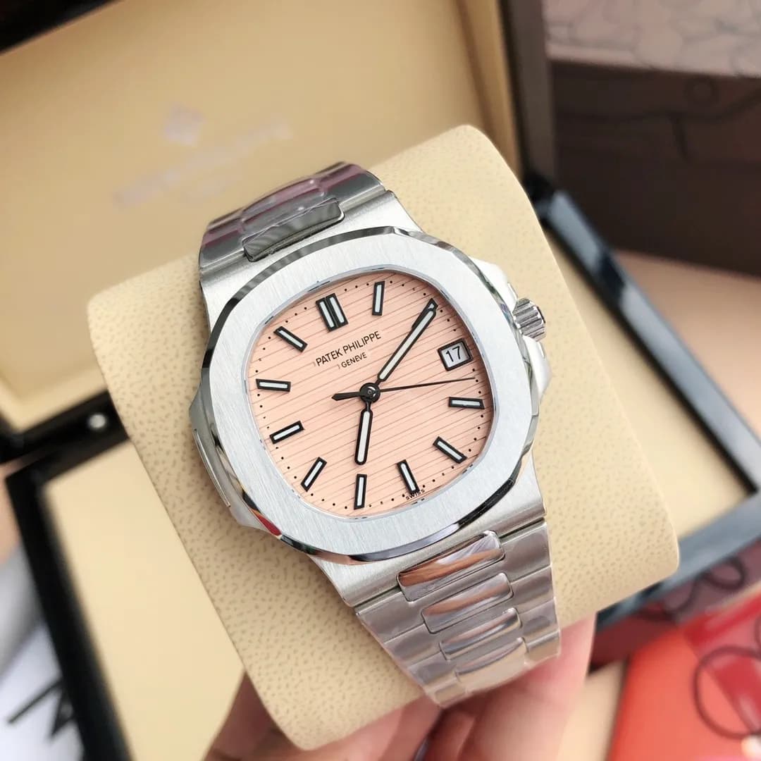 Patek Philippe Nautilus 5711/1A Taiwan Ultimate 40mm (Blue Dial) - View 5