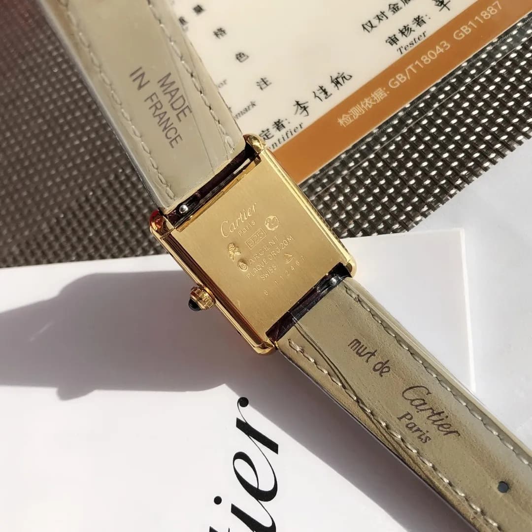 Cartier Tank Must De Vintage 23x30mm (24k Gold Plated) - View 3